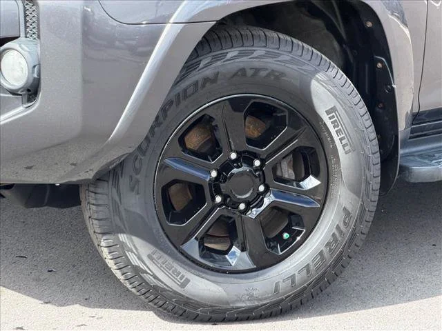 Used 2018 Gray Toyota SR5 Premium image 26
