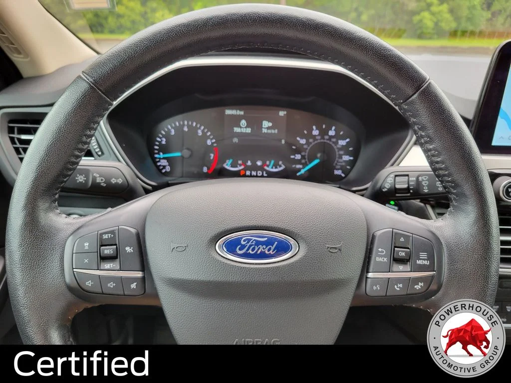 Used 2020 Red Ford SEL image 34