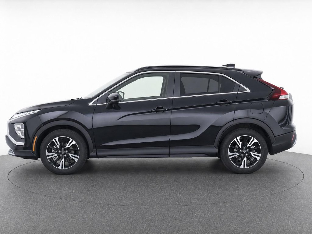 Used 2024 BLACK Mitsubishi SE image 6
