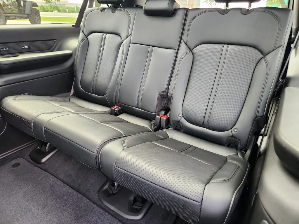 New 2026 High Gloss Black Exterior Paint Jeep Limited Reserve image 20