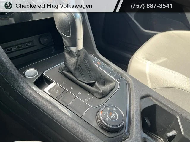 Used 2019 Platinum Gray Metallic Volkswagen 2.0T SEL 4Motion image 45