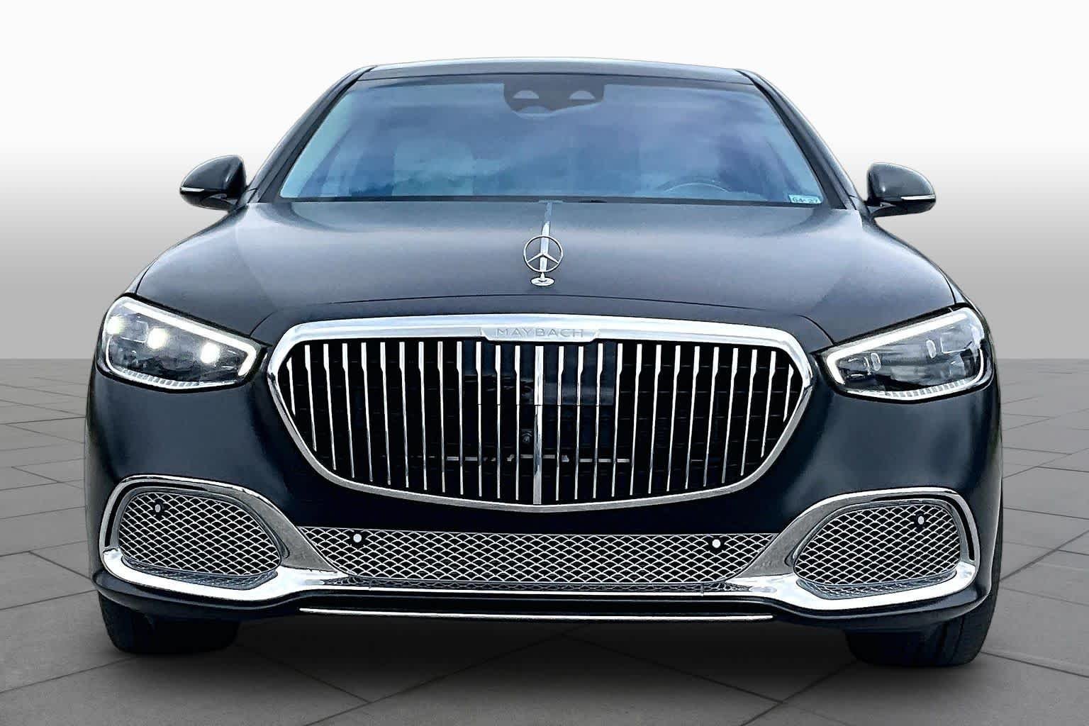 Used 2024 MANUFAKTUR Signature Night Black Magno Mercedes-Benz Maybach S 680 image 3