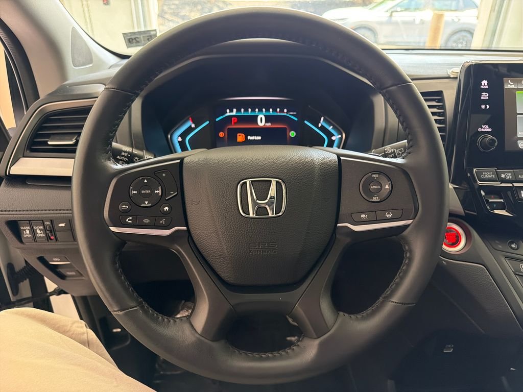 Used 2024  Honda EX-L image 26