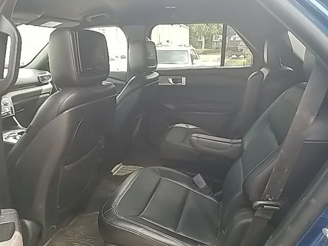Used 2020 Blue Ford Limited image 29