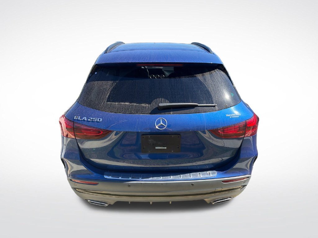 Used 2024 Blue Mercedes-Benz GLA 250 image 5