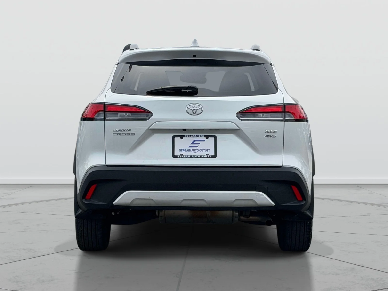 2023 Toyota Corolla Cross XLE - Photo 6