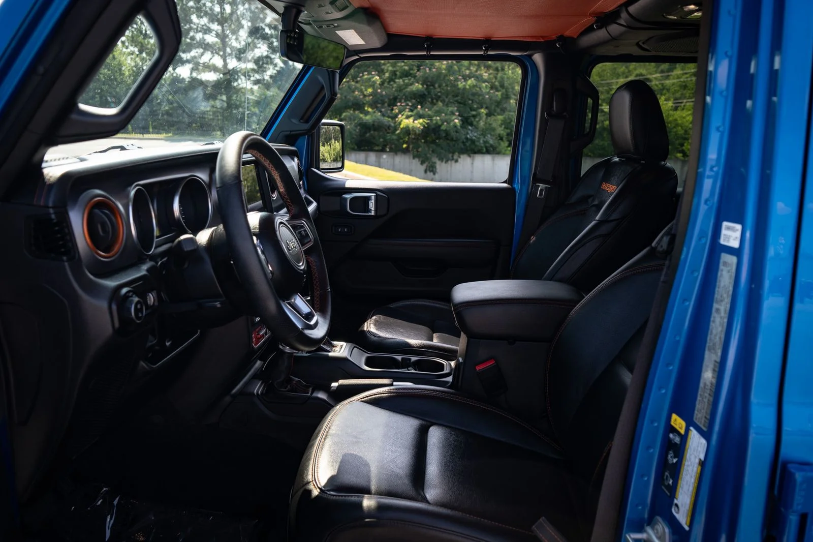 Used 2023 Blue Pearl Jeep Mojave image 14