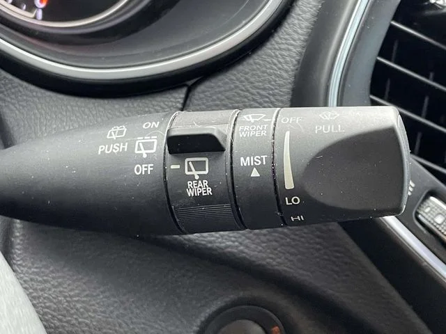 Certified Used 2019 Diamond Black Jeep Latitude Plus image 23