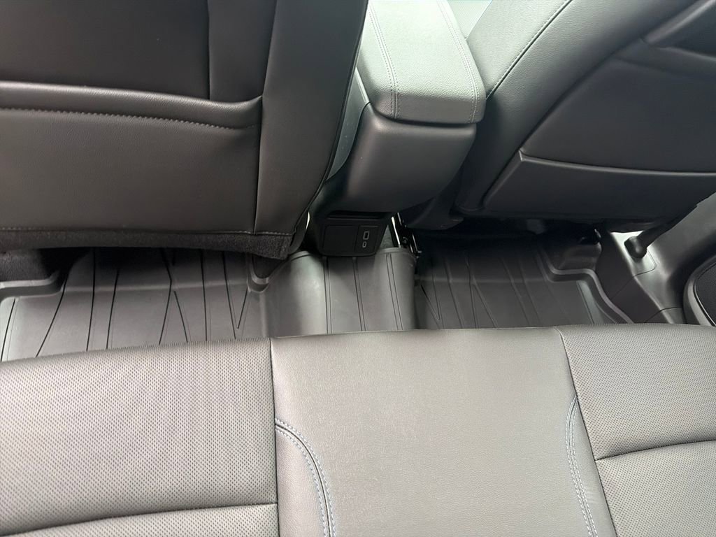 2026 Buick Encore GX Sport Touring - Photo 18