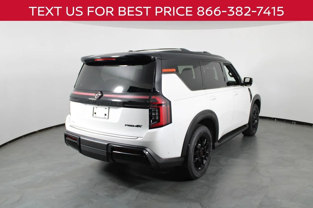 New 2026 Aspen White TriCoat / Super Black Two-tone Nissan PRO-4X® image 13