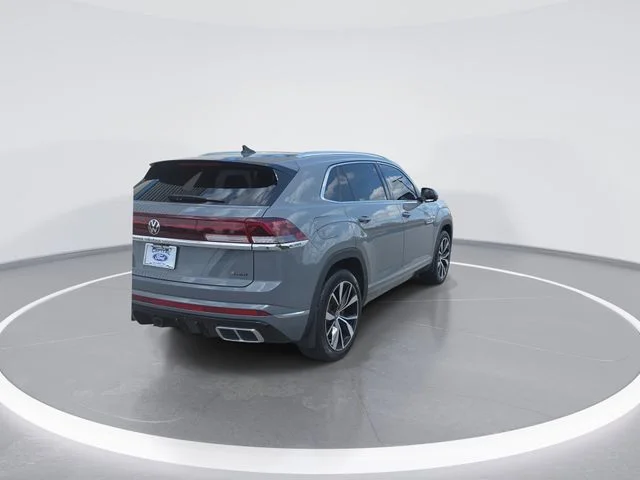 Used 2025 Gray Volkswagen 2.0T SEL Premium R-Line image 8