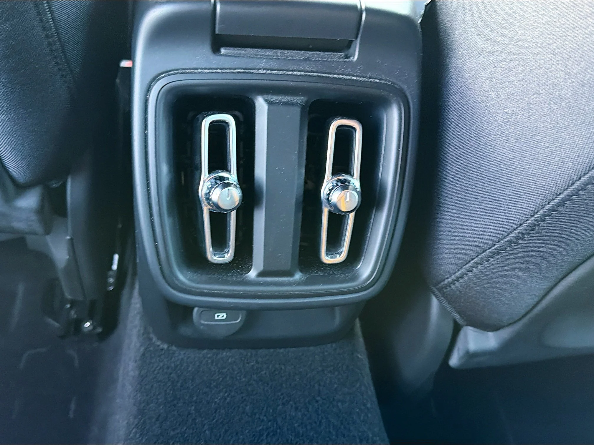 Used 2022 Midnight Polestar Long Range Dual Motor image 19