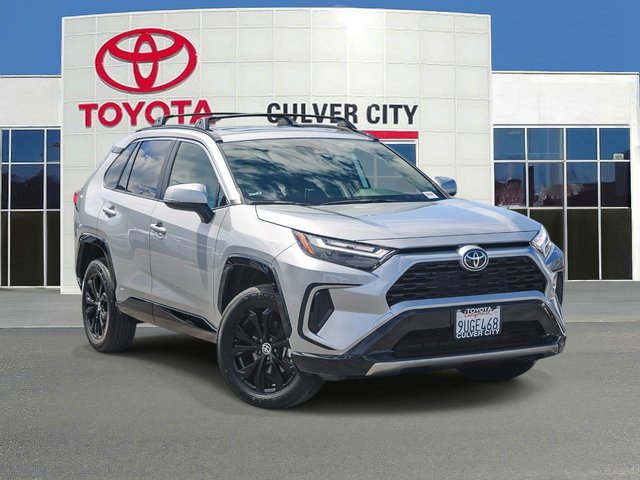 2025 Toyota RAV4 Hybrid SE