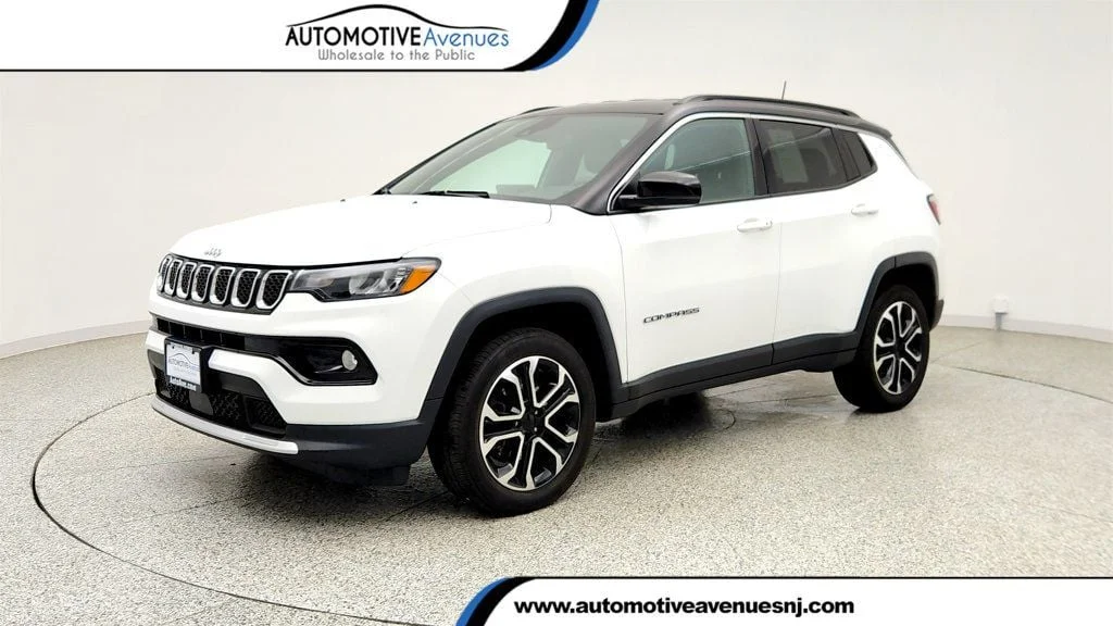 2023 Jeep Compass Limited 4X4's photo