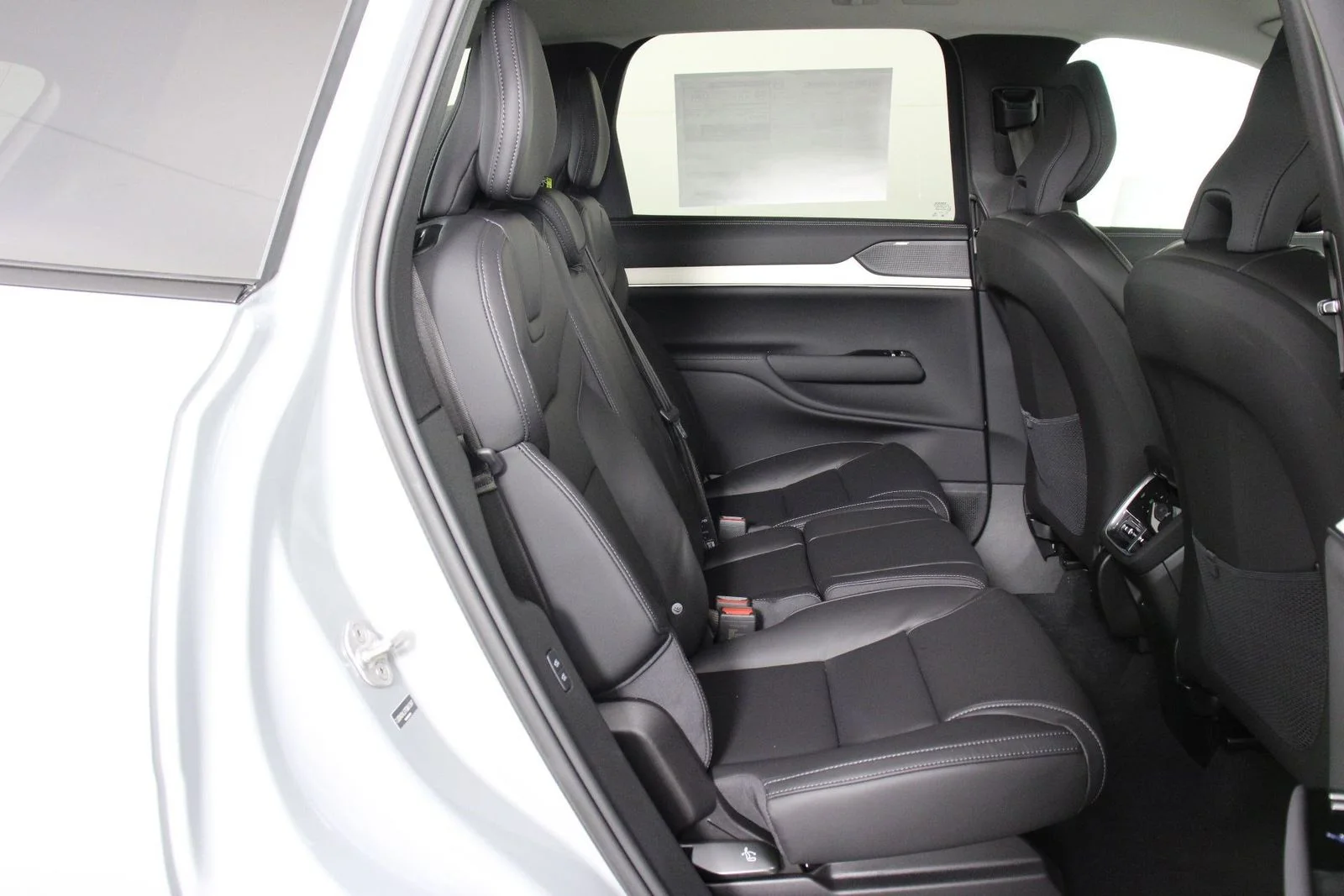New 2026 Gray Volvo Twin Motor Performance Ultra image 11
