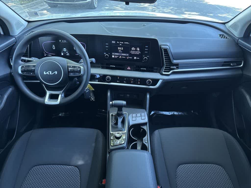 Used 2024 Snow White Pearl Kia LX image 24