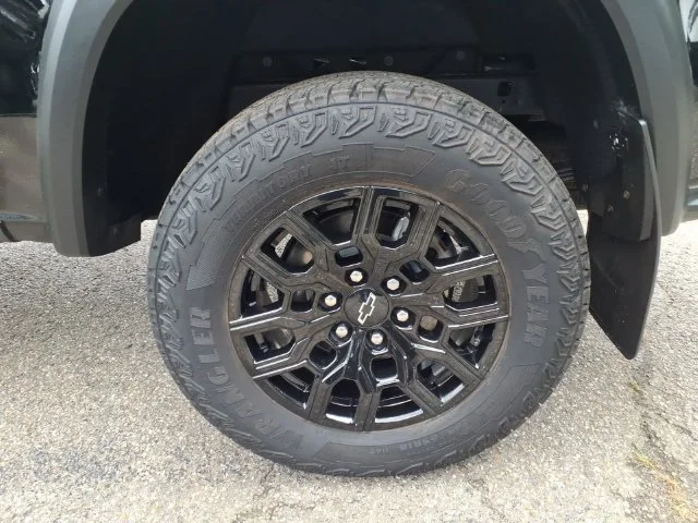 Certified Used 2025 Black Chevrolet Trail Boss image 12