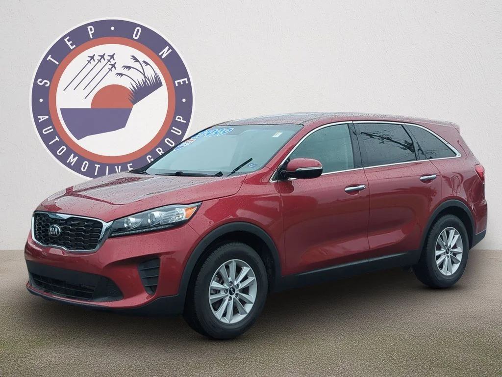 Used 2019 Red Kia LX image 2