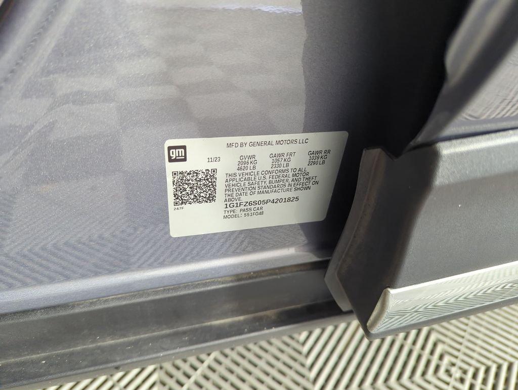 Used 2023 Gray Chevrolet Premier image 38