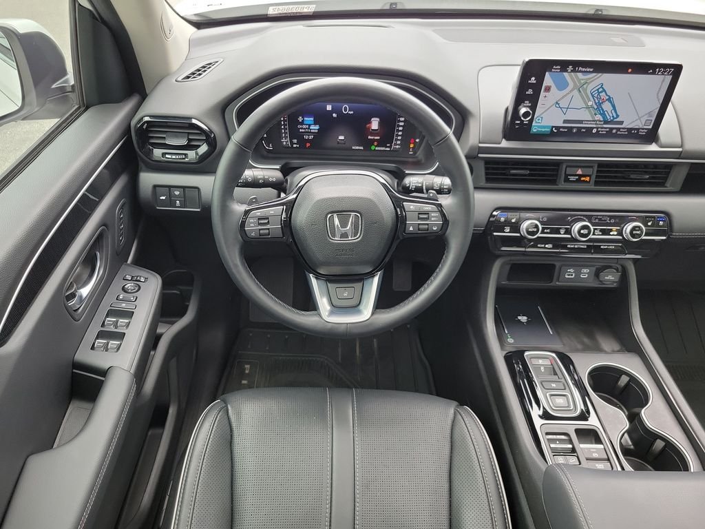 Certified Used 2023 Platinum White Pearl Honda AWD ELITE image 22