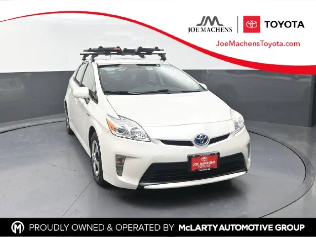 Used 2013 White Toyota Two image 1