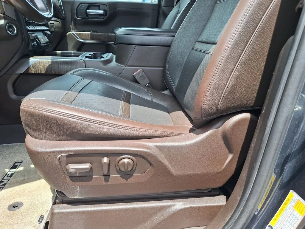 Certified Used 2019 Dark Sky Metallic GMC Denali image 33