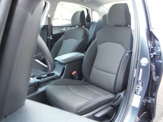 Used 2023 Gray Kia LXS image 13