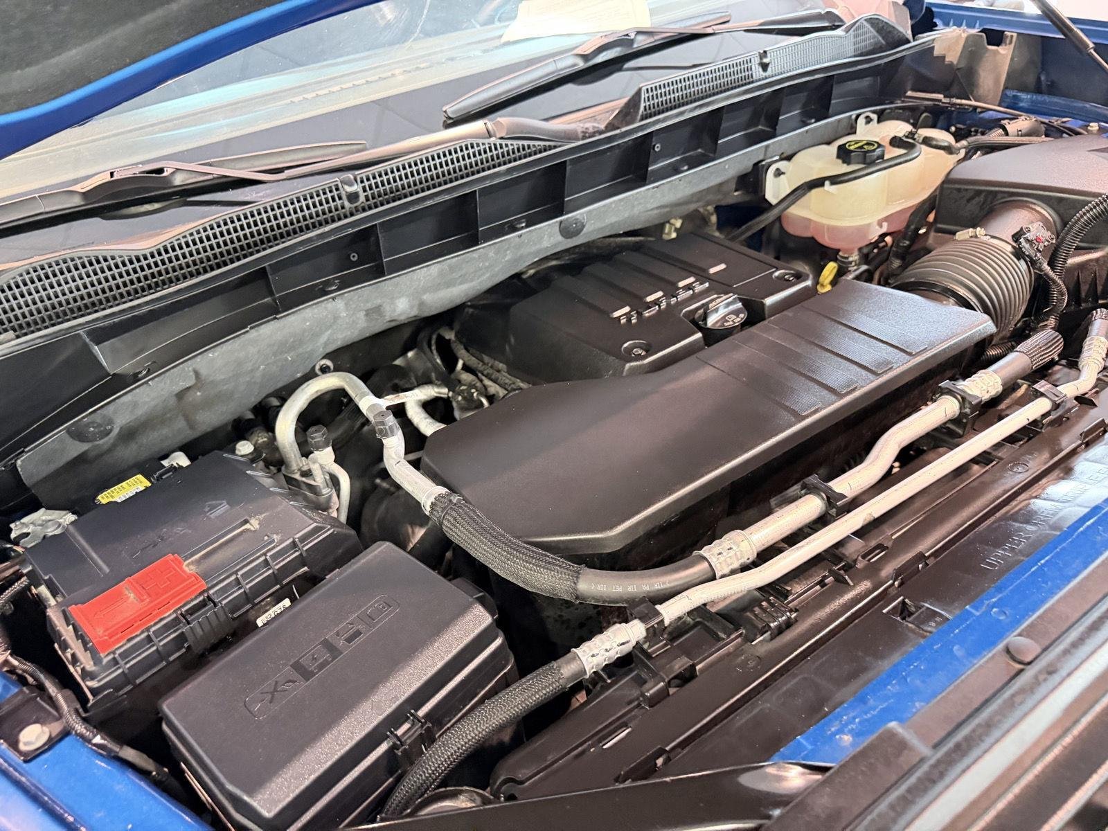 Used 2024 Dynamic Blue Metallic GMC Elevation image 50