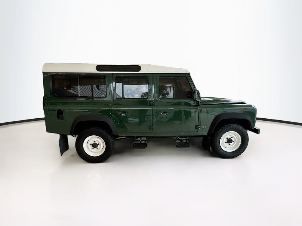 Used 1996 Green Land Rover 110 image 4