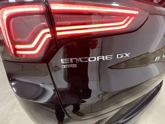 2024 Buick Encore GX Avenir - Photo 24