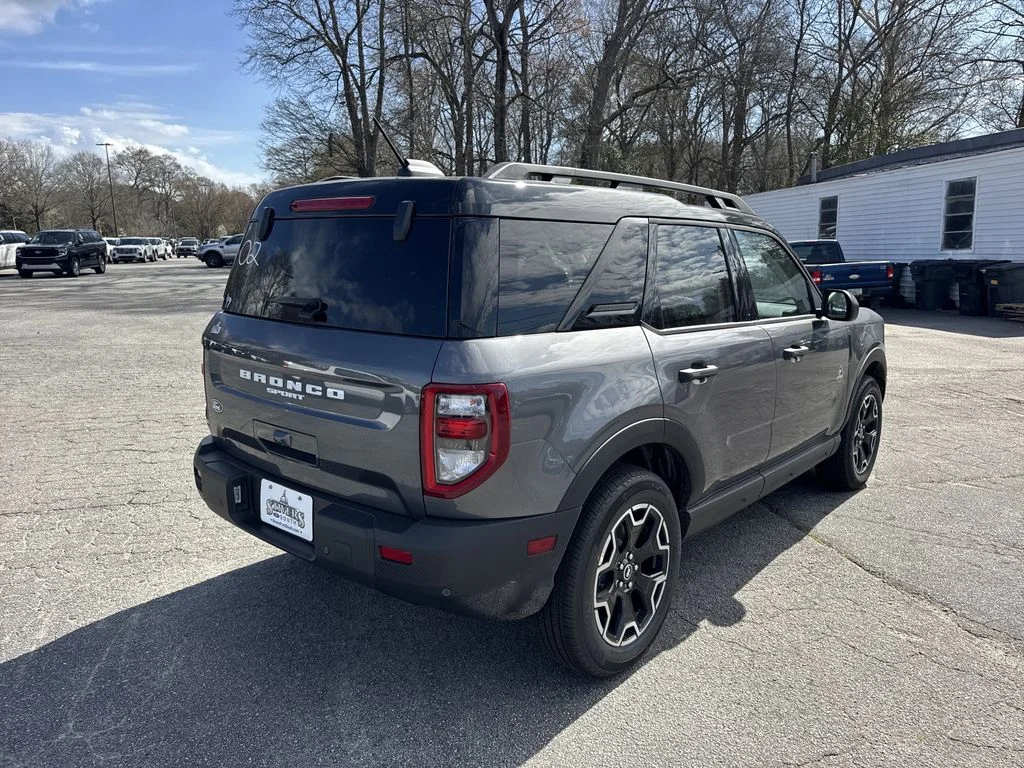 New 2026 Gray Ford Outer Banks image 7