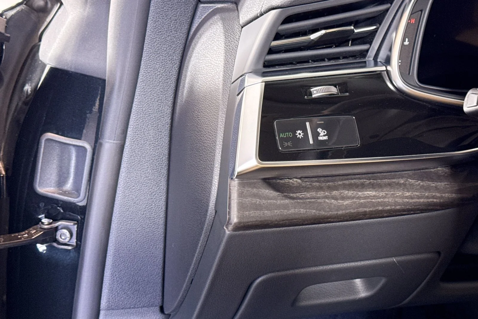 Used 2025 Mythos Black Audi Premium Plus image 10