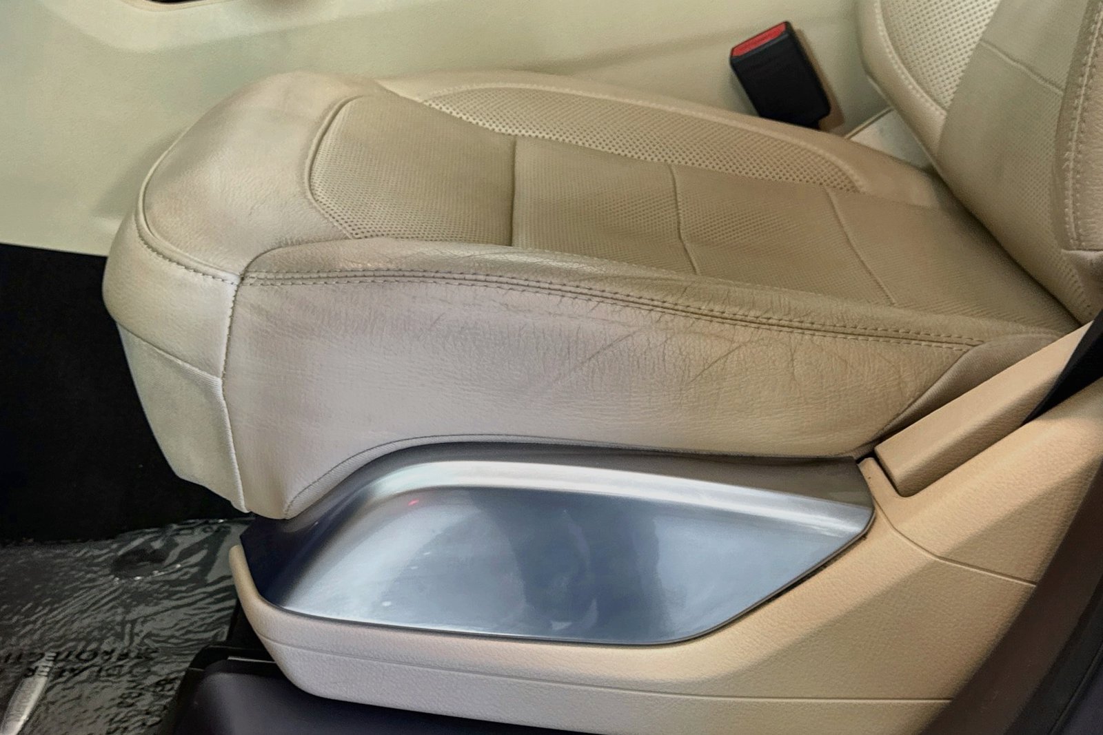 Used 2019 Lunar Blue Metallic Mercedes-Benz GLS 550 image 18