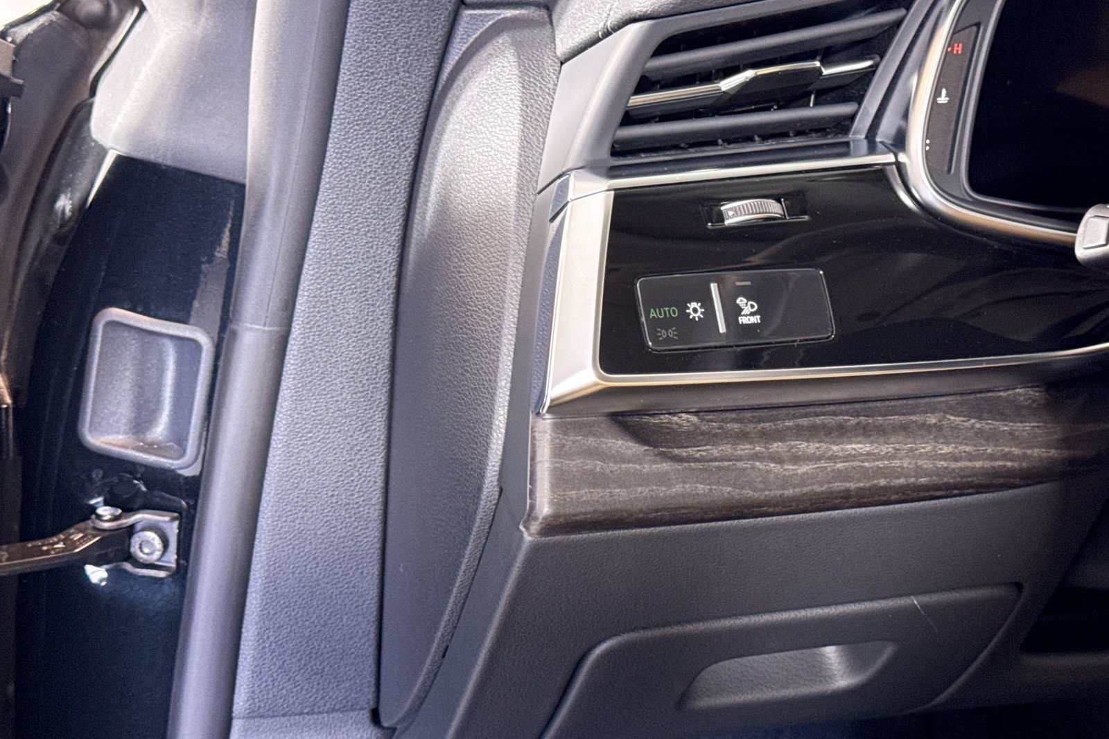 Used 2025 Mythos Black Audi Premium Plus image 10