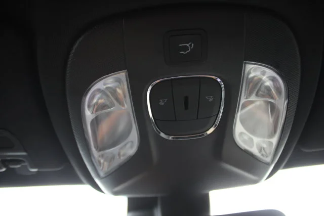 Used 2025 Silver Jeep Limited image 13