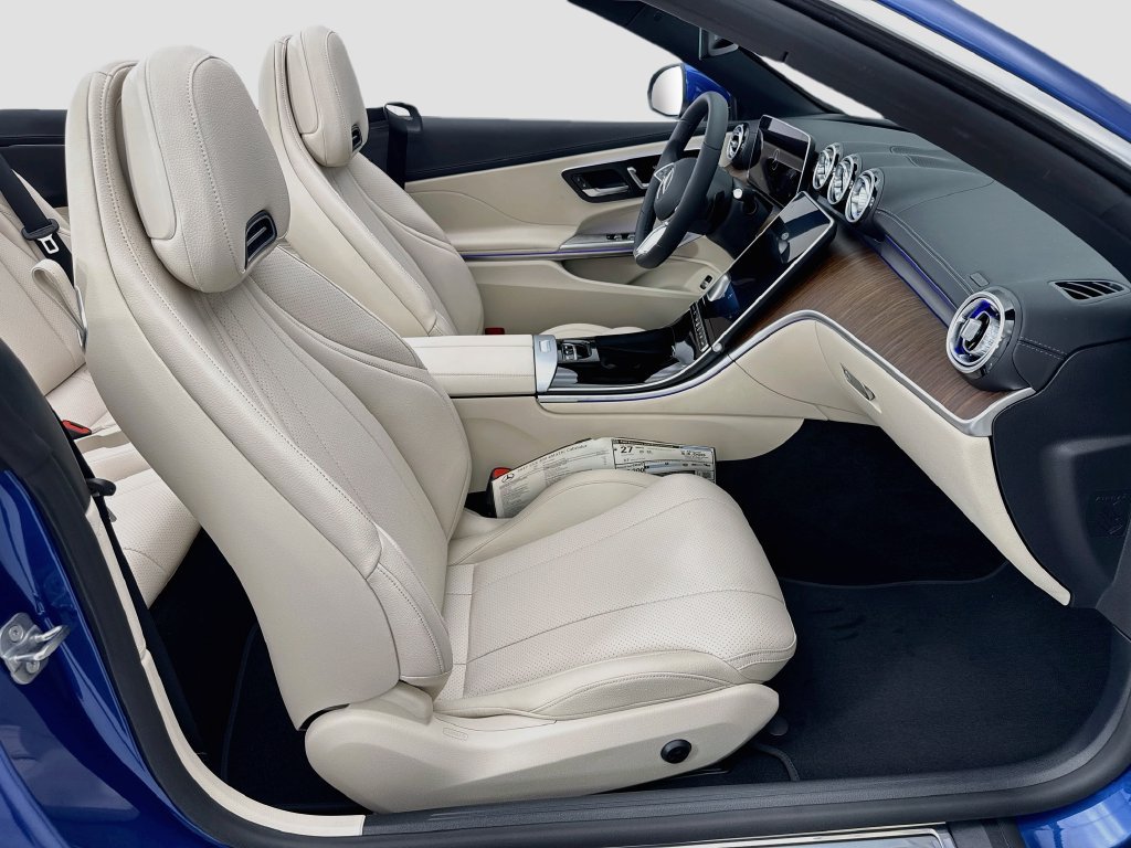 New 2027 Starling Blue Metallic Mercedes-Benz CLE 300 image 18