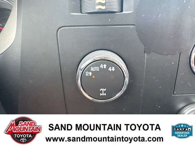 Used 2012 Silver GMC SLE image 18