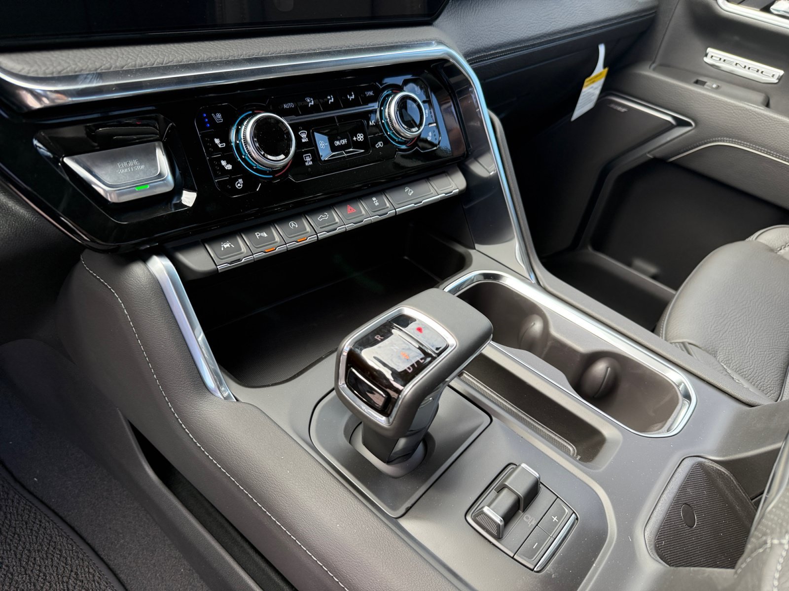 2026 GMC Sierra 1500 Denali - Photo 13