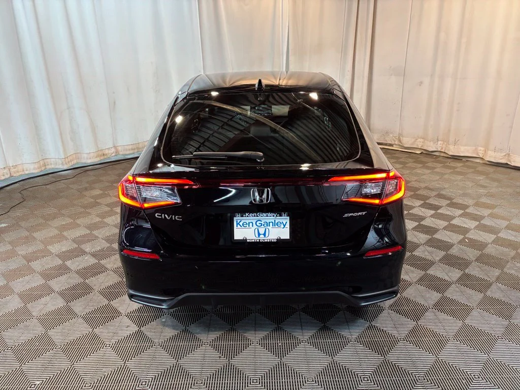 Certified Used 2024 Crystal Black Pearl Honda 2.0L SPORT image 5