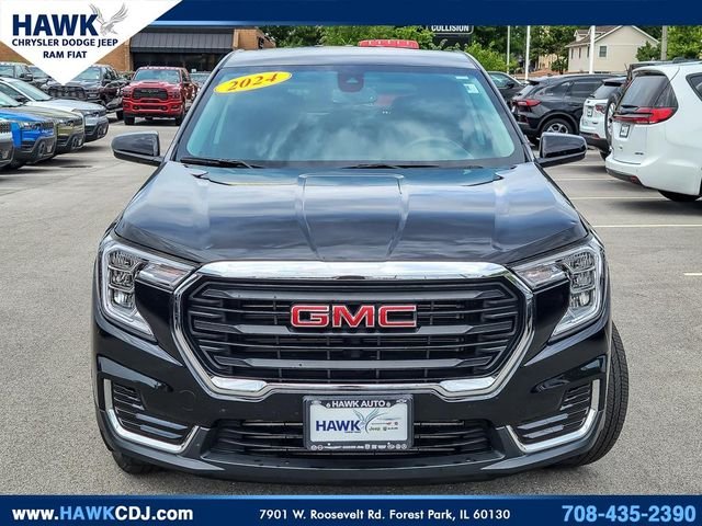 Used 2024 Black GMC SLE image 4