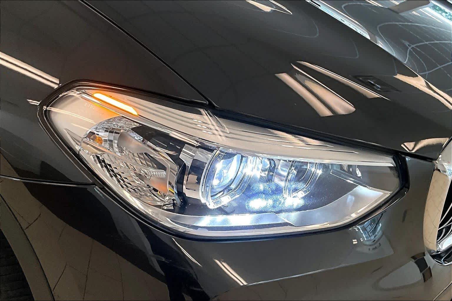 Used 2020 Dark Graphite Metallic BMW sDrive30i image 27