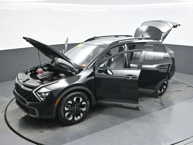 Used 2023 Black Kia X-Line image 28