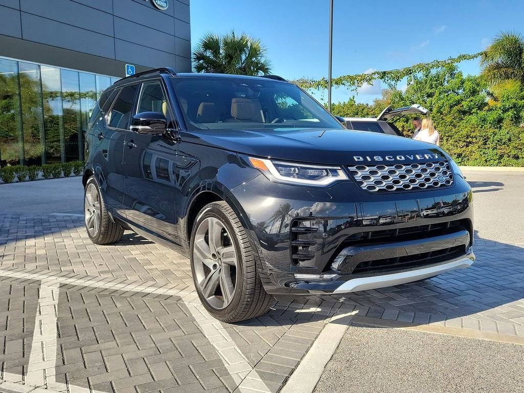 New 2026 Santorini Black LAND ROVER Gemini Edition image 7