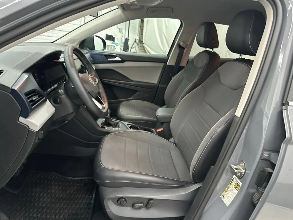 Used 2022 Gray Volkswagen 1.5T SE image 20