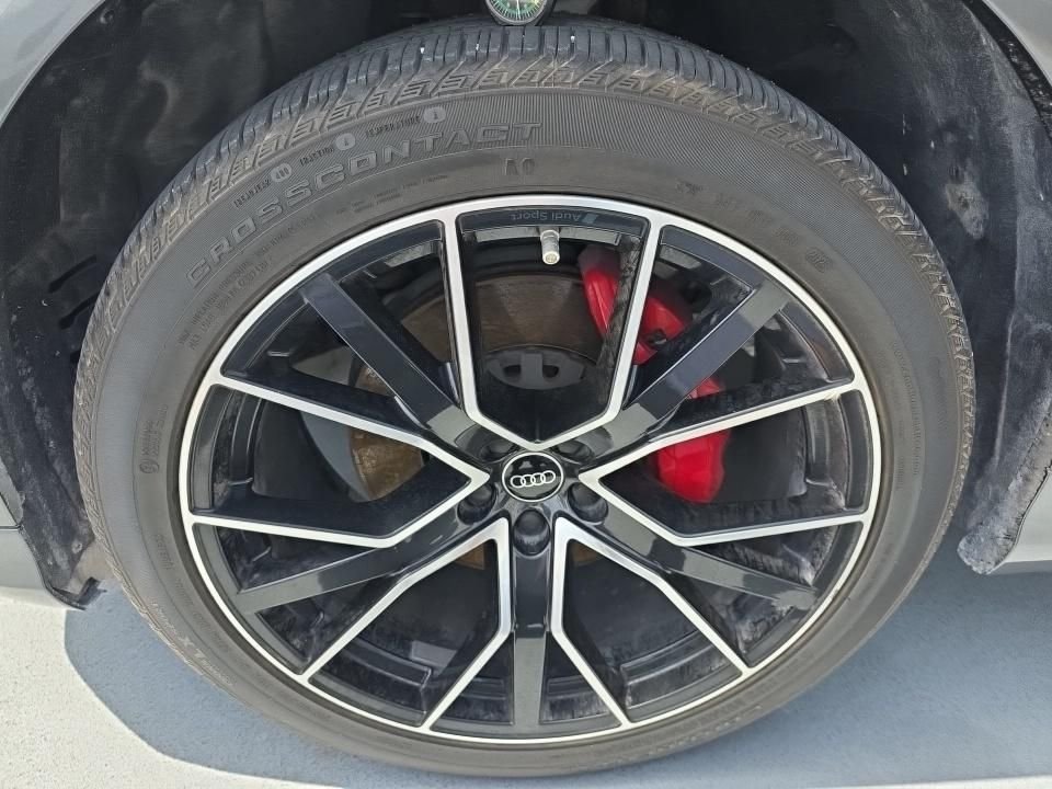 Used 2023  Audi 55 Premium Plus image 12