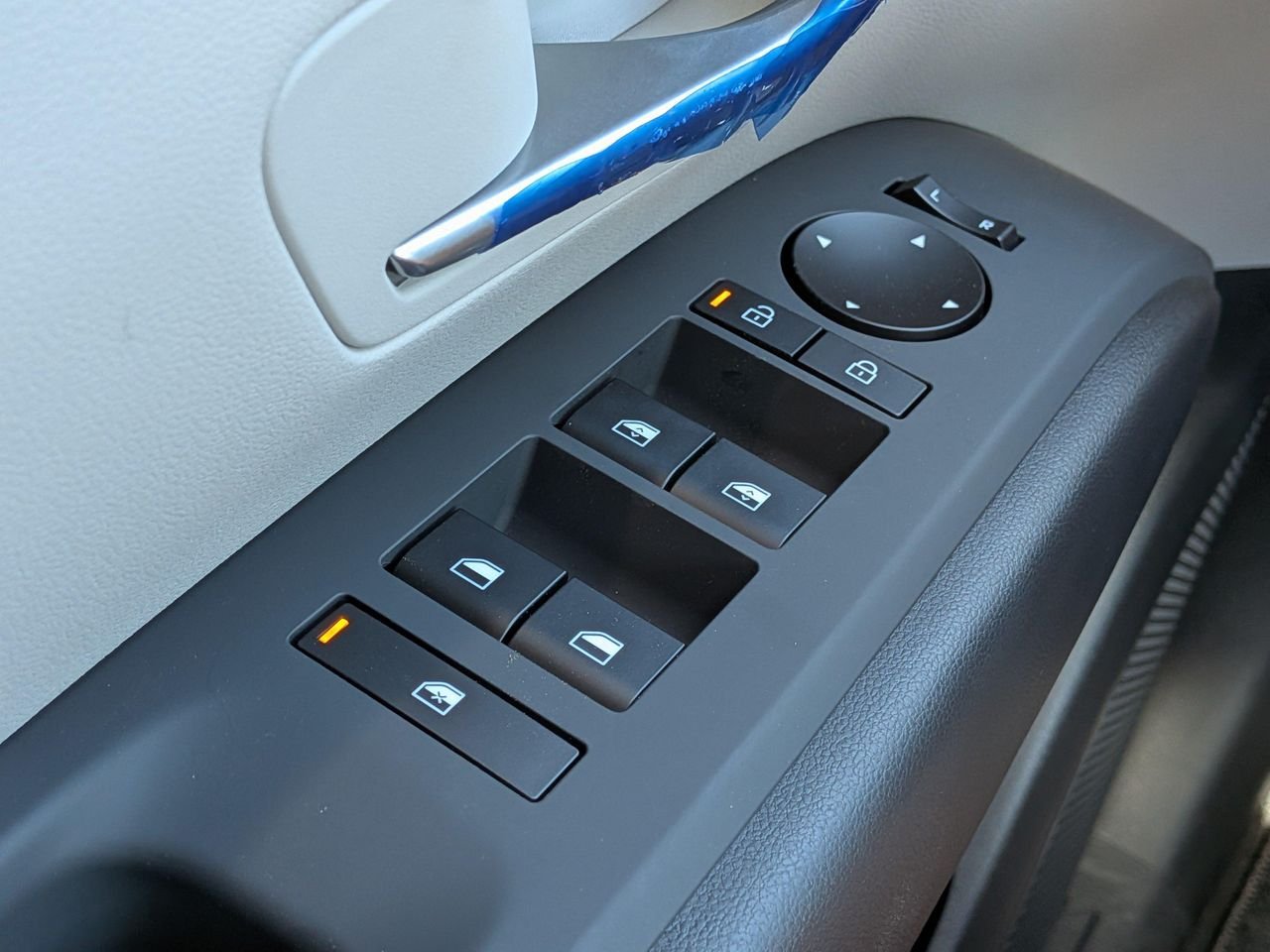New 2026 Atlantis Blue Hyundai SEL FWD image 21