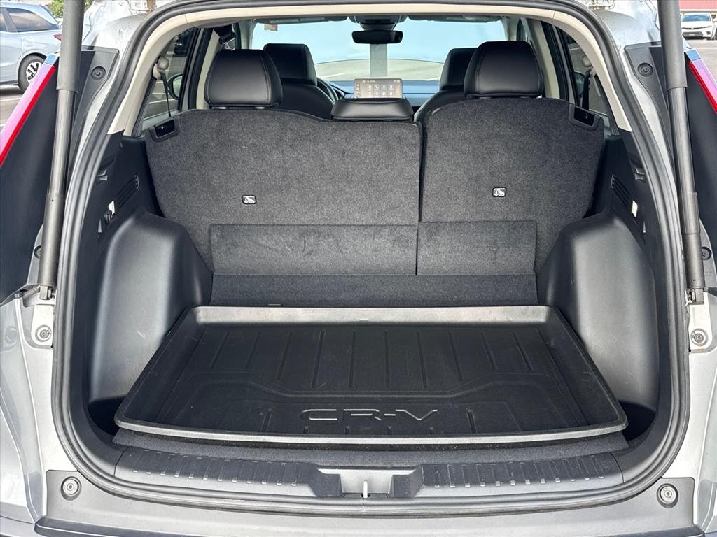 Used 2025 Solar Silver Metallic Honda EX-L image 29