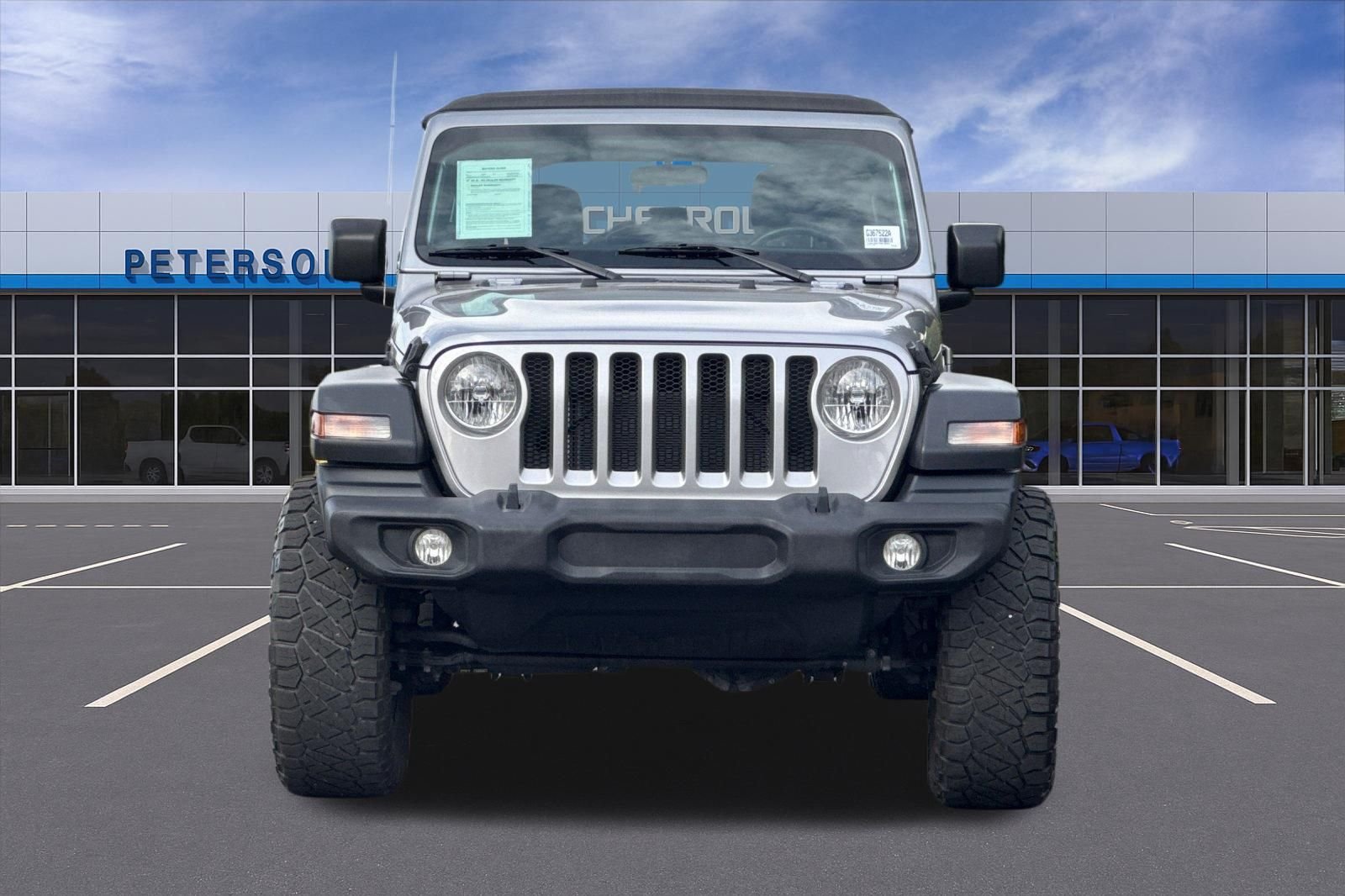 Used 2019 Silver Jeep Unlimited Sport S image 9