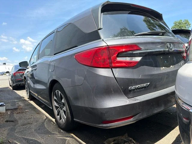 Certified Used 2024 Modern Steel Metallic Honda EX-L image 5