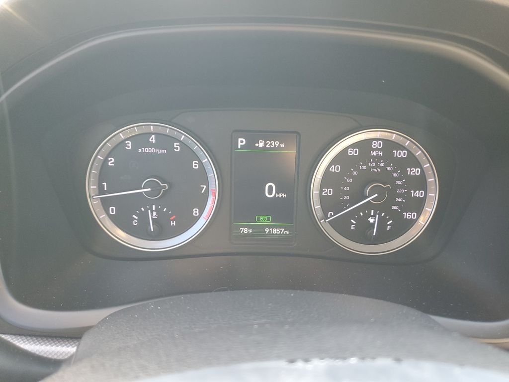 Used 2018 White Hyundai SEL image 21